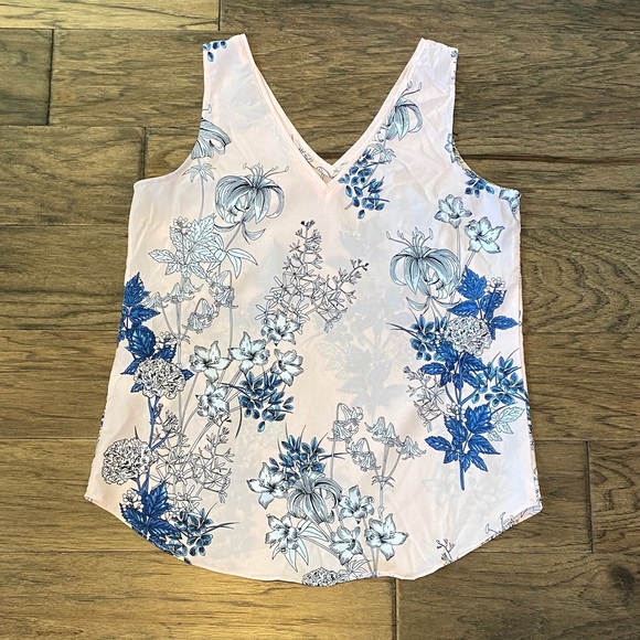 Small Banana Republic Pink & Blue Floral Blouse - Picture 2 of 3